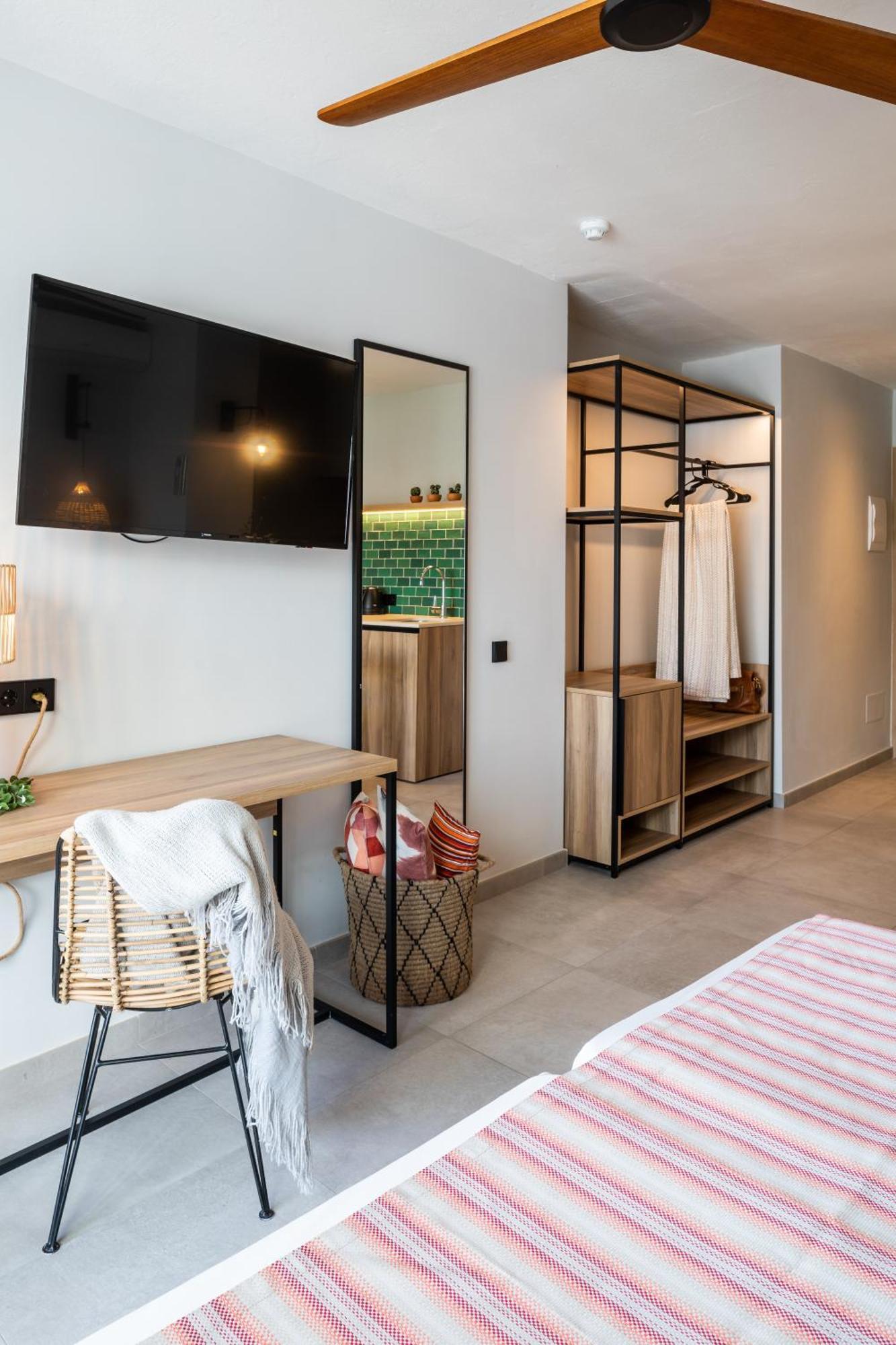 Aparthotel Casita Blanca - Adults Only San Antonio  Luaran gambar